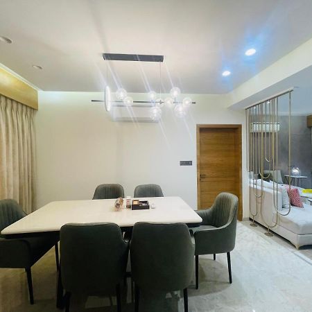 Woodlands Apartment- Fully Furnished Luxury Apt ジョードプル エクステリア 写真