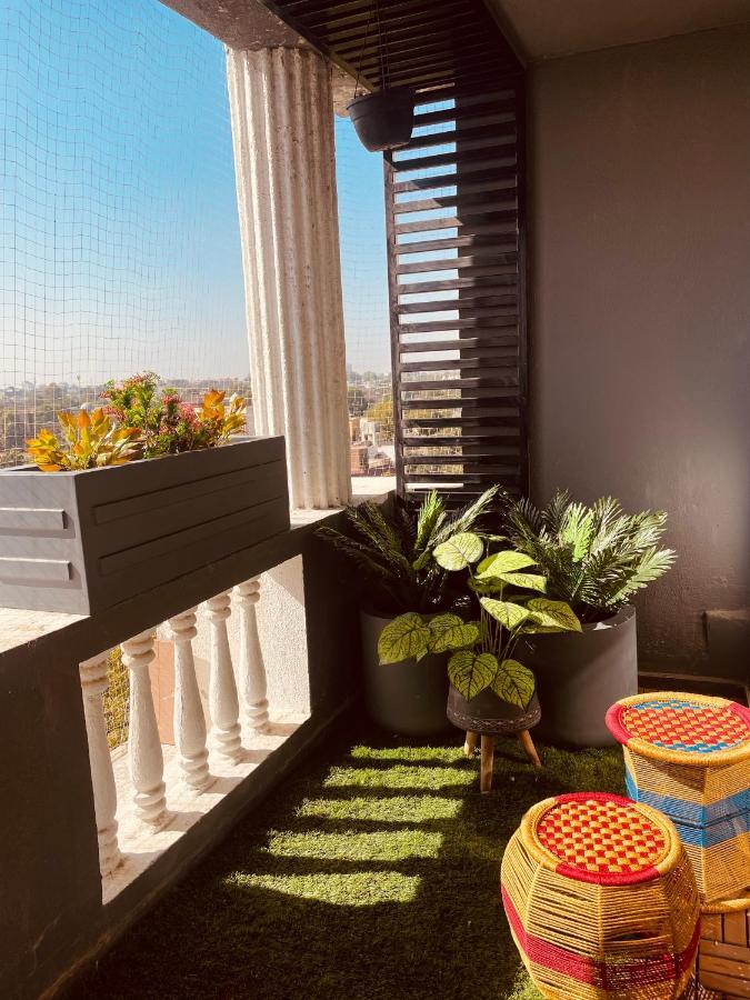 Woodlands Apartment- Fully Furnished Luxury Apt ジョードプル エクステリア 写真